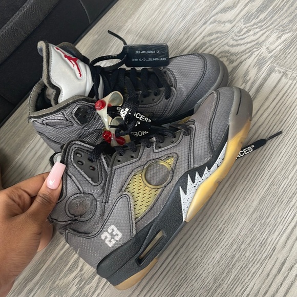 Jordan 5 Retro Off-White (Black) - Picture 2 of 6